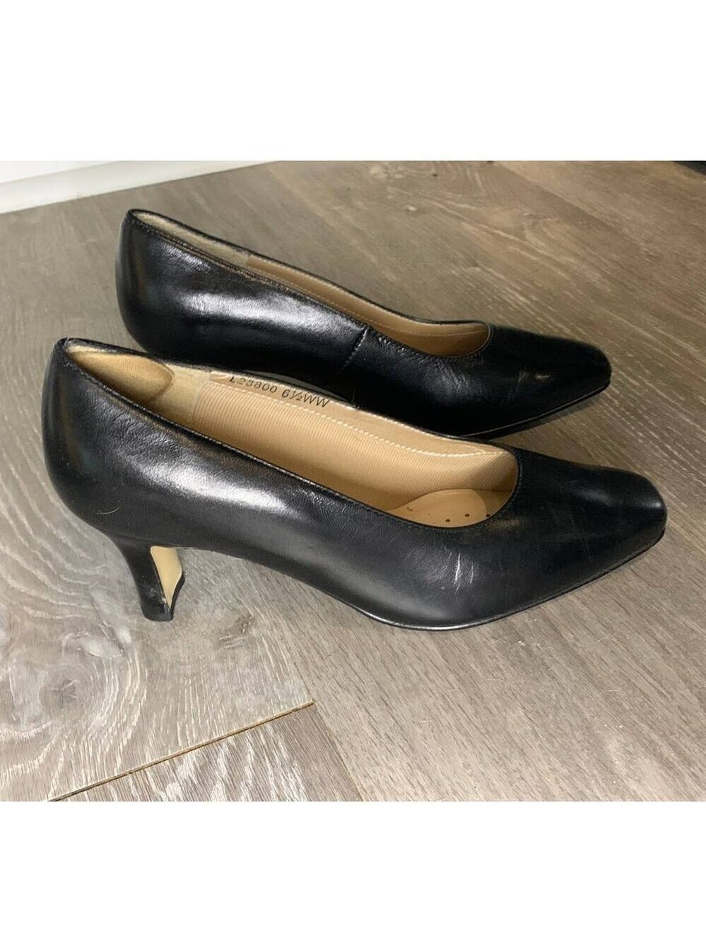 MARK LEMP Classics By Walking Cradles Women's Heel Leather Black Size 6.5 WW - Picture 4 of 10